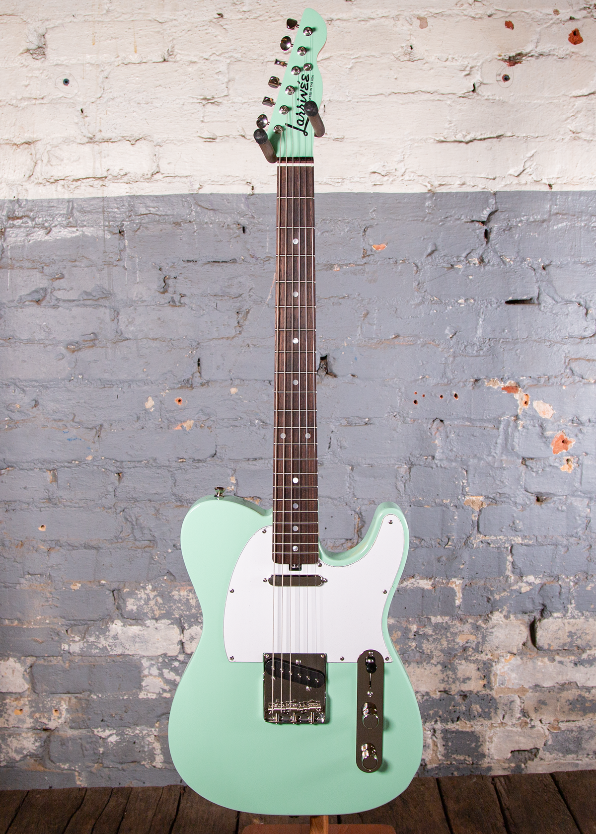 Larrivee Guitars: Baker T Classic - Surf Green w/fast neck