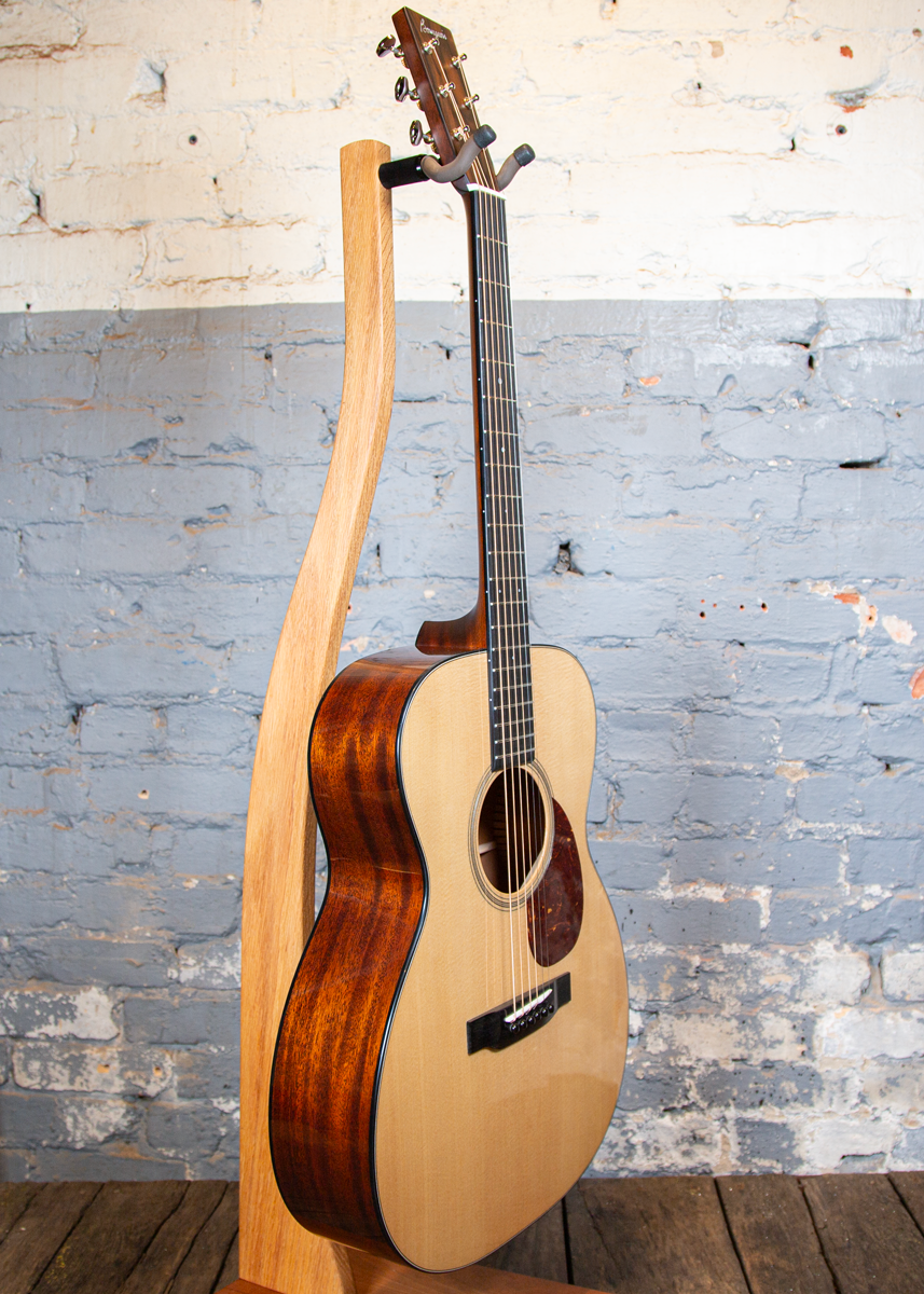 Bourgeois Guitars: Touchstone Country Boy OM