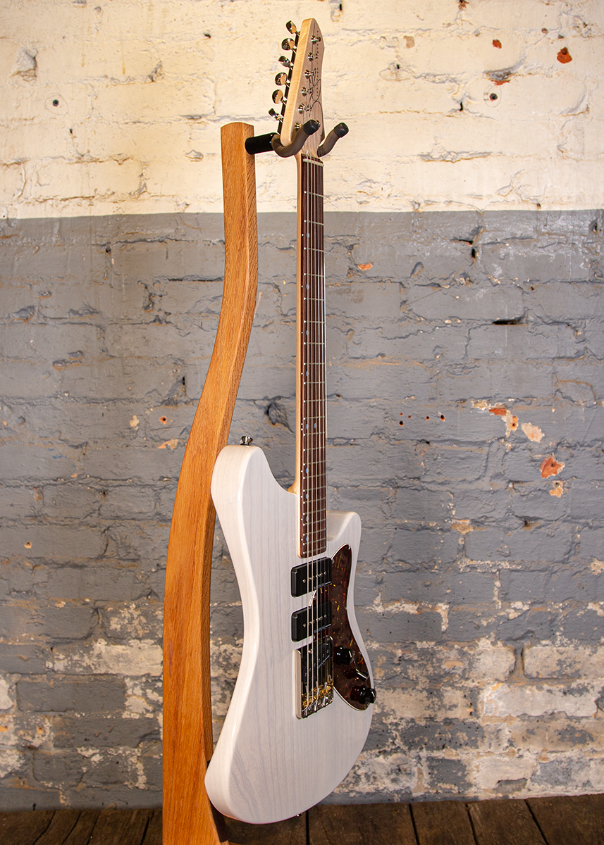 John Page Guitars: JPS DL - Blonde over Ash