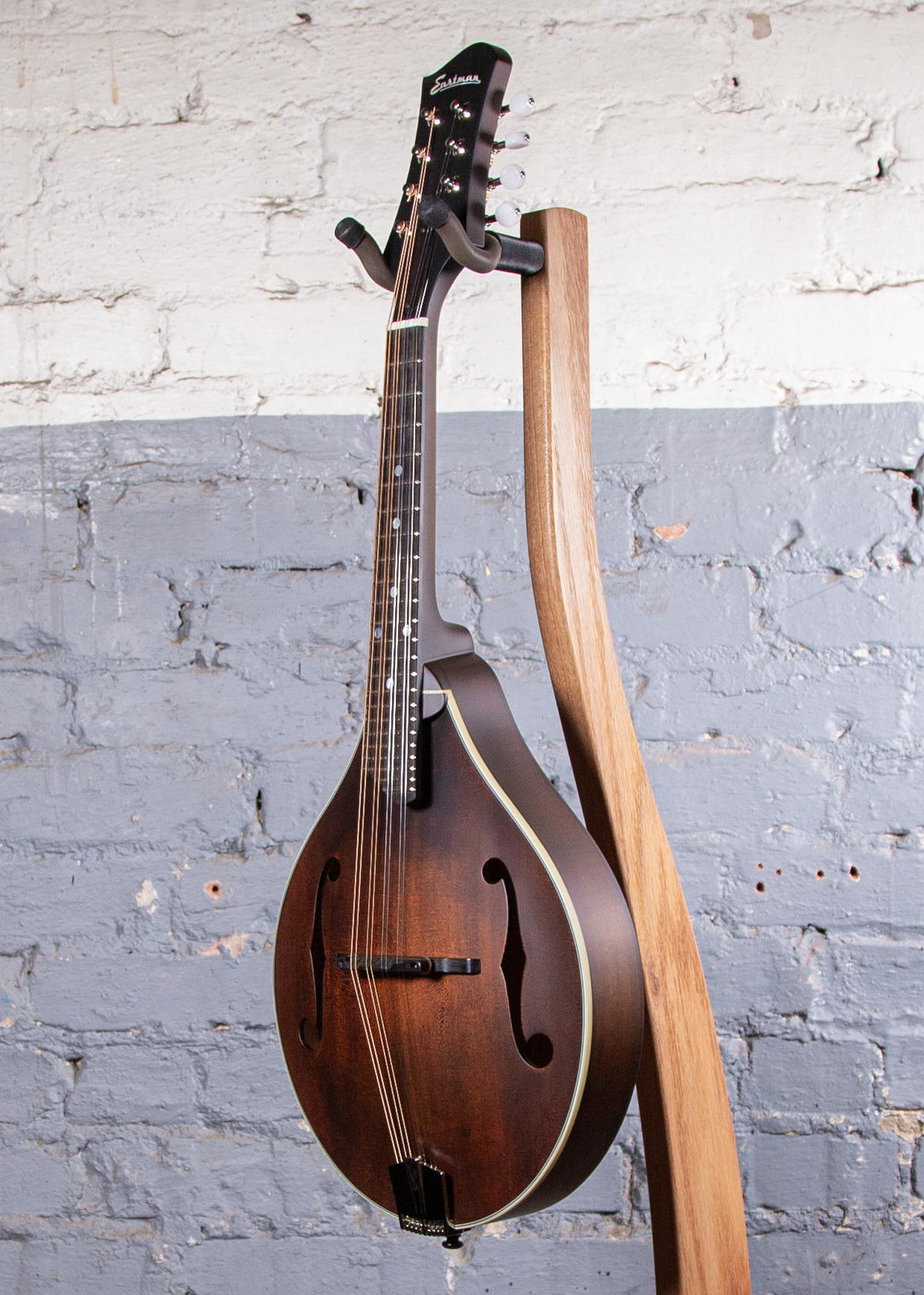 Eastman Guitars: MD-305 Mandolin