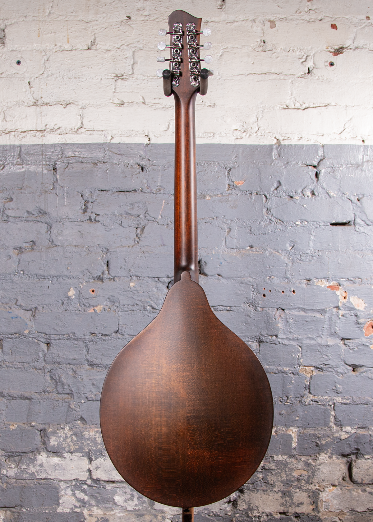 Eastman Guitars: MDO-305 Octave Mandolin