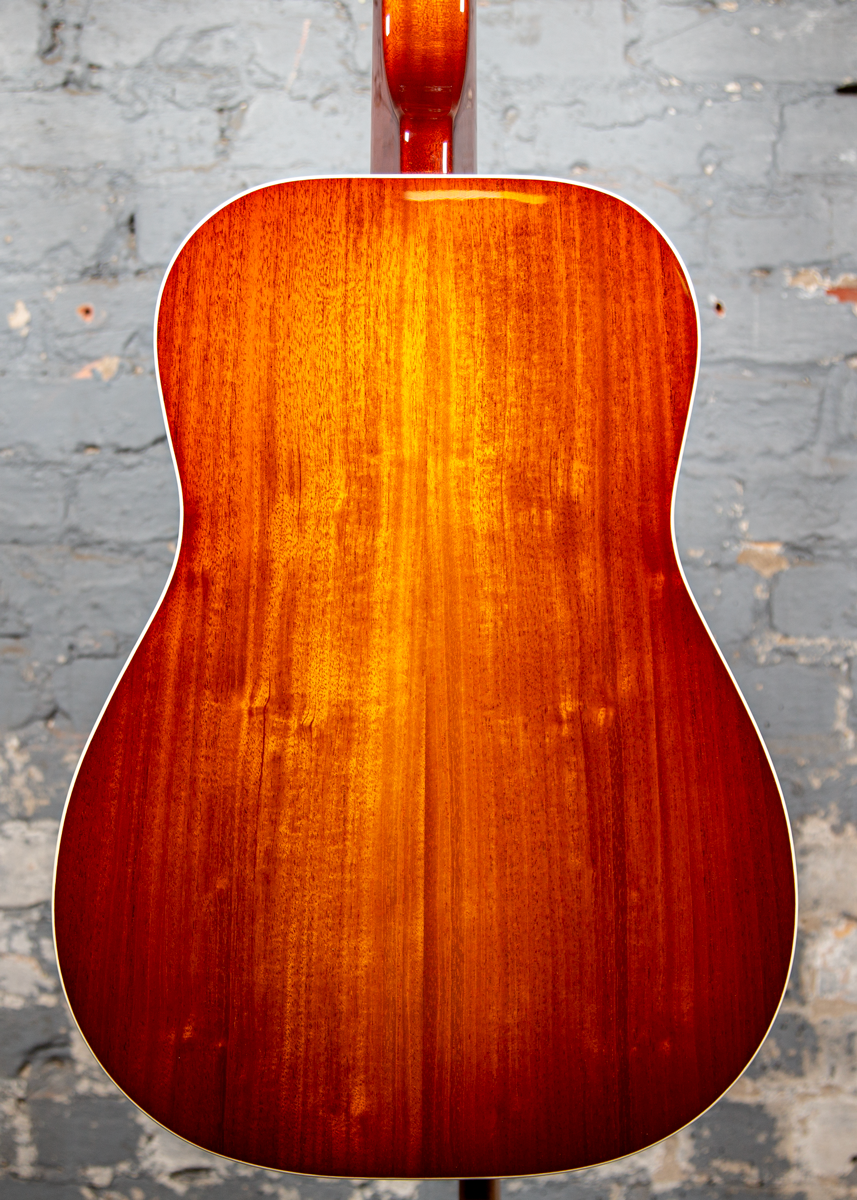 National Guitars: Scheerhorn L-Body Honduras Mahogany