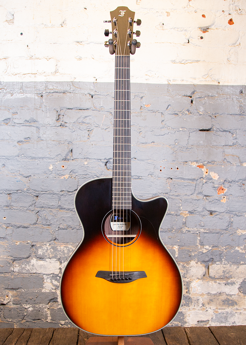 Furch Guitars: Spectra Plus OMc-ERa w/ deluxe gigbag