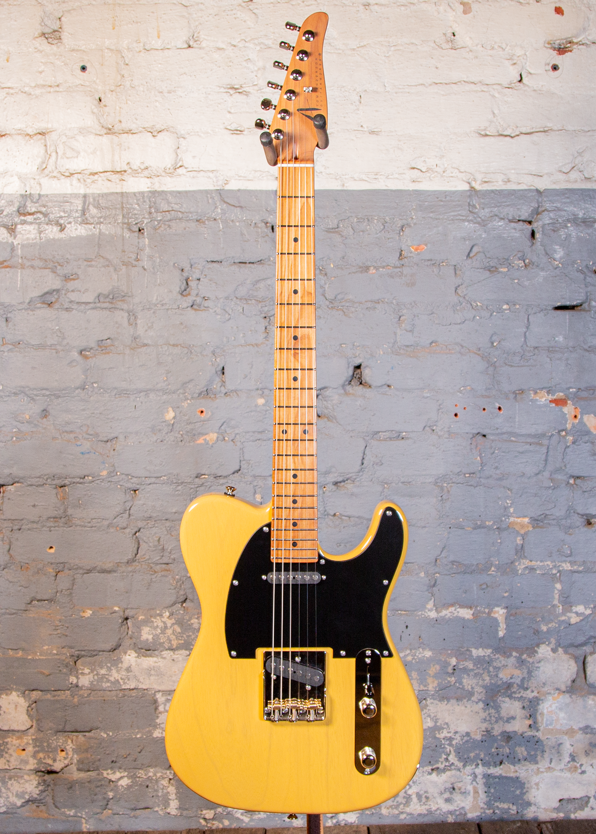 Anderson Guitarworks: T Icon Contoured - Translucent Butterscotch