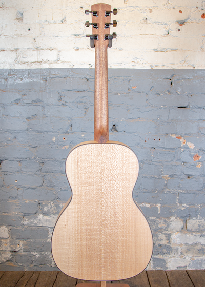 Larrivee Guitars: 00-03-GR Silver Oak 80th Birthday Edition