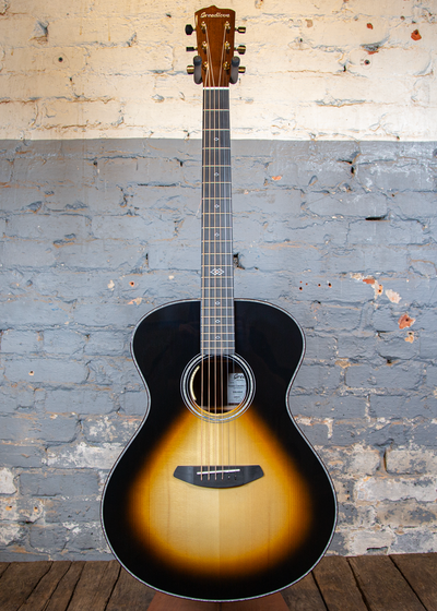Breedlove: Premier Concerto Dreadnought Tobacco Burst w/ Brazilian Rosewood
