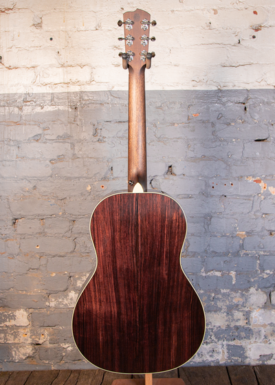 Breedlove Guitars: Artisan Parlor ARP-ARVTe - Vintage Toner