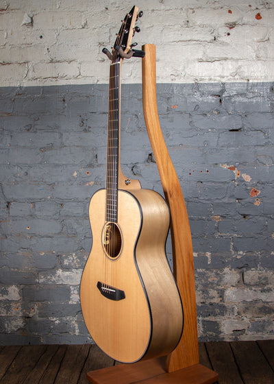 Breedlove: Oregon Concert E with Anthem Pickup