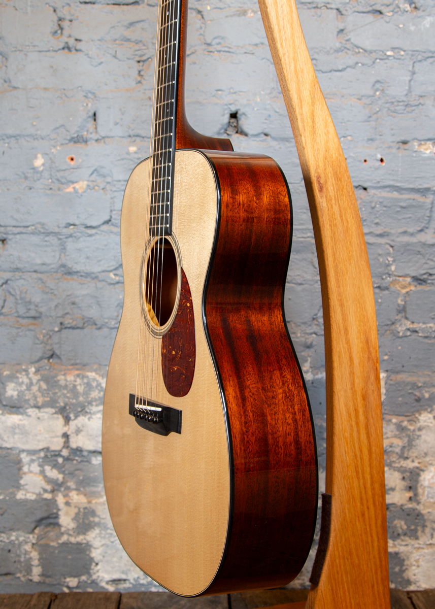 Bourgeois Guitars: Touchstone Country Boy OM