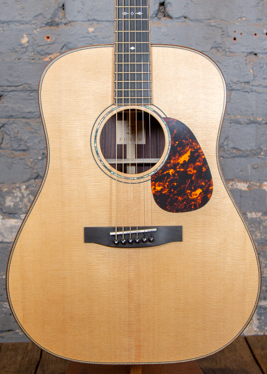 Furch Guitars: Vintage 3 D-SR