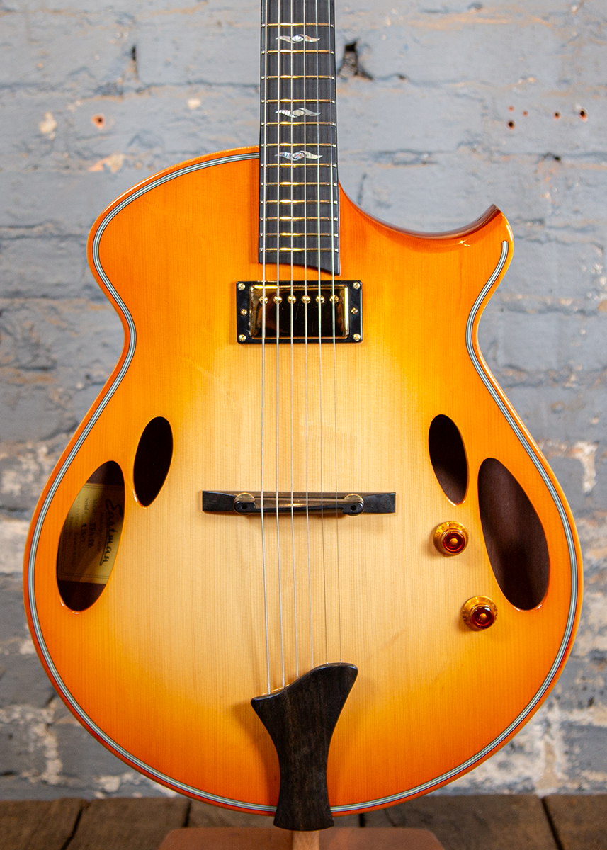 Eastman Guitars: El Rey 4 - Pomonaburst