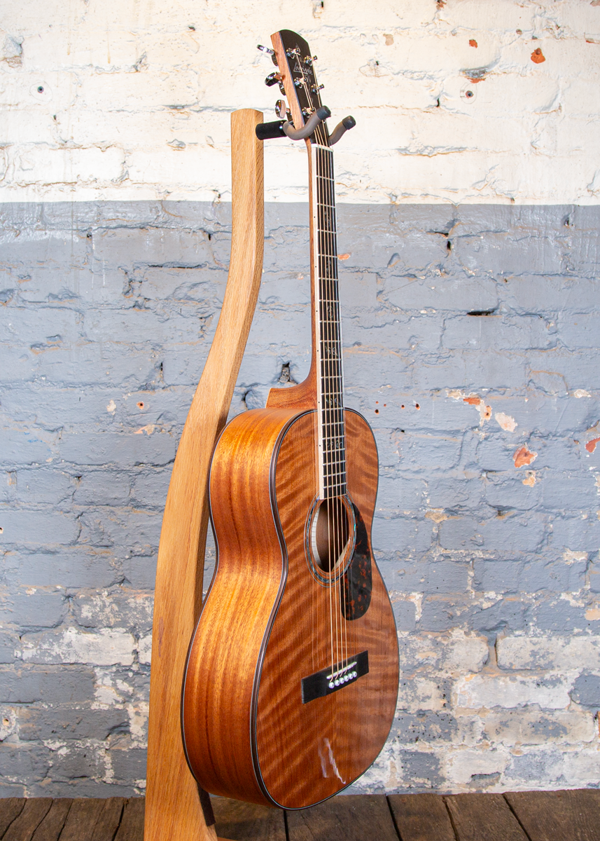 Larrivee Guitars: 00-03- Flamed Redwood Top Special