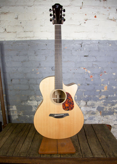 Furch Guitars: GC-SA  Zebra Wood