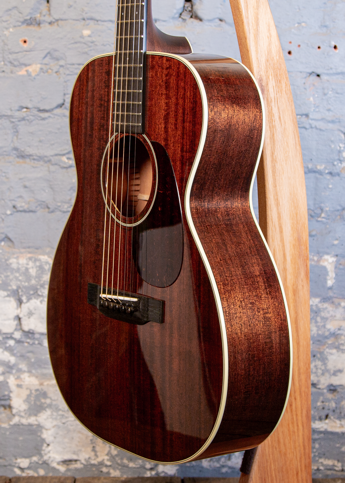 Bourgeois Guitars: Down East Hogtop