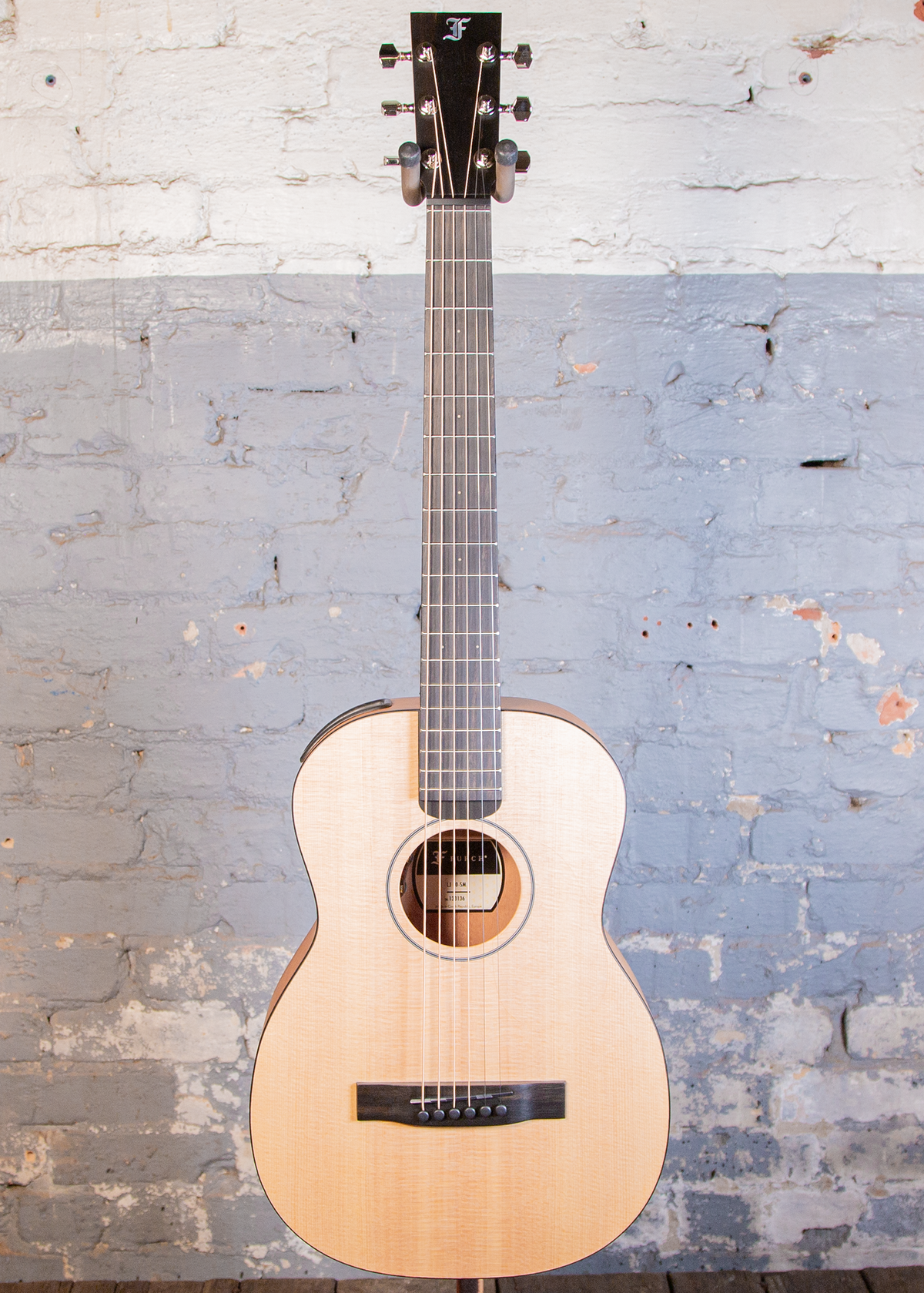 Furch Guitars: Little Jane 10-SM VTC