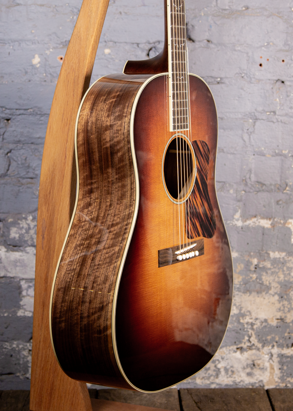 Bourgeois Guitars: Luke Bryan Touchstone Edition