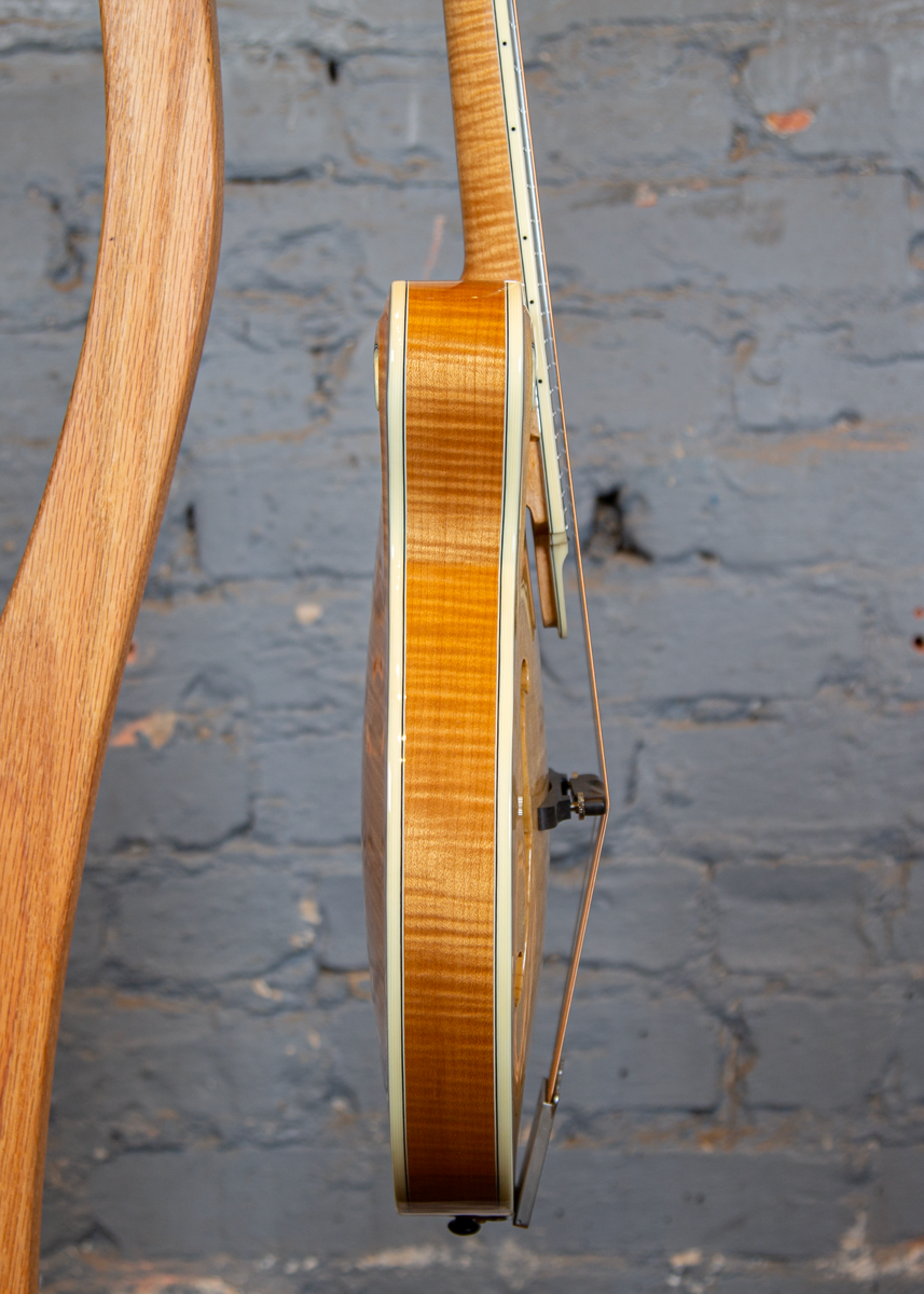 Bourgeois Guitars: M5-F Mandolin