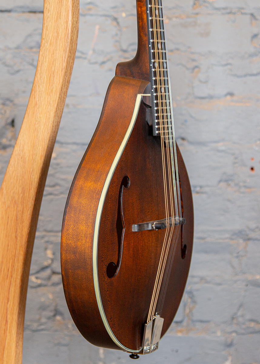 Eastman Guitars: MD-305 Mandolin