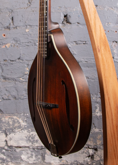 Eastman Guitars: MDO-305 Octave Mandolin