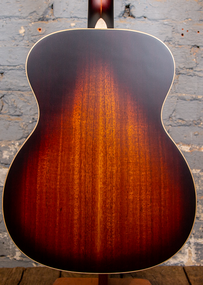 Larrivee Guitars: OM-40 MH