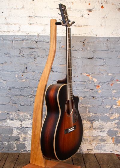 Larrivee OMV-40 Tobacco Sunburst w/ Pyramid Bridge