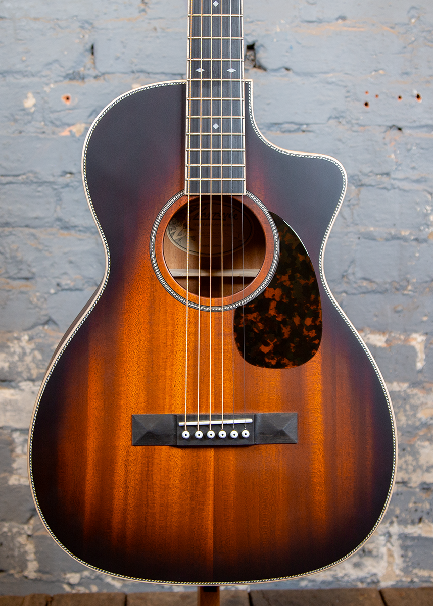 Larrivee Guitars: 00V-40 Mahogany Top, Vintage Burst & Pyramid Bridge