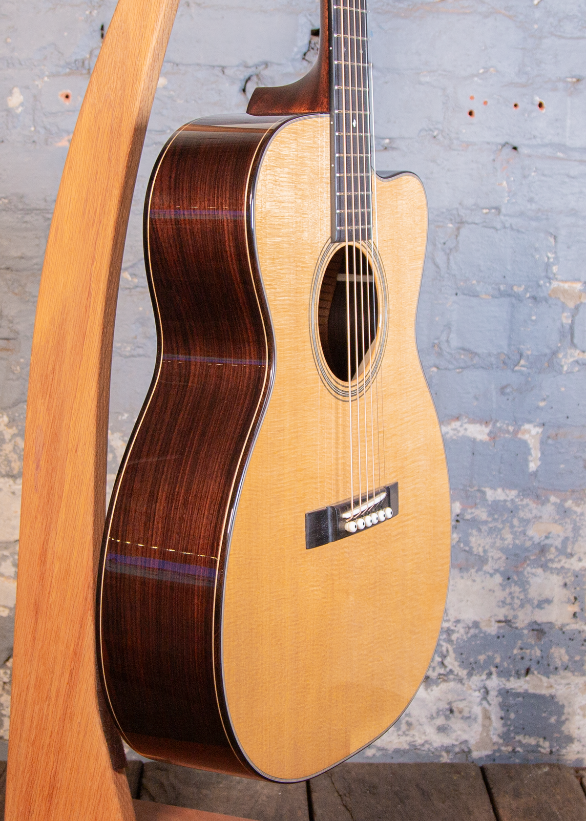Bourgeois Guitars: Down East Soloist OMCE/DE