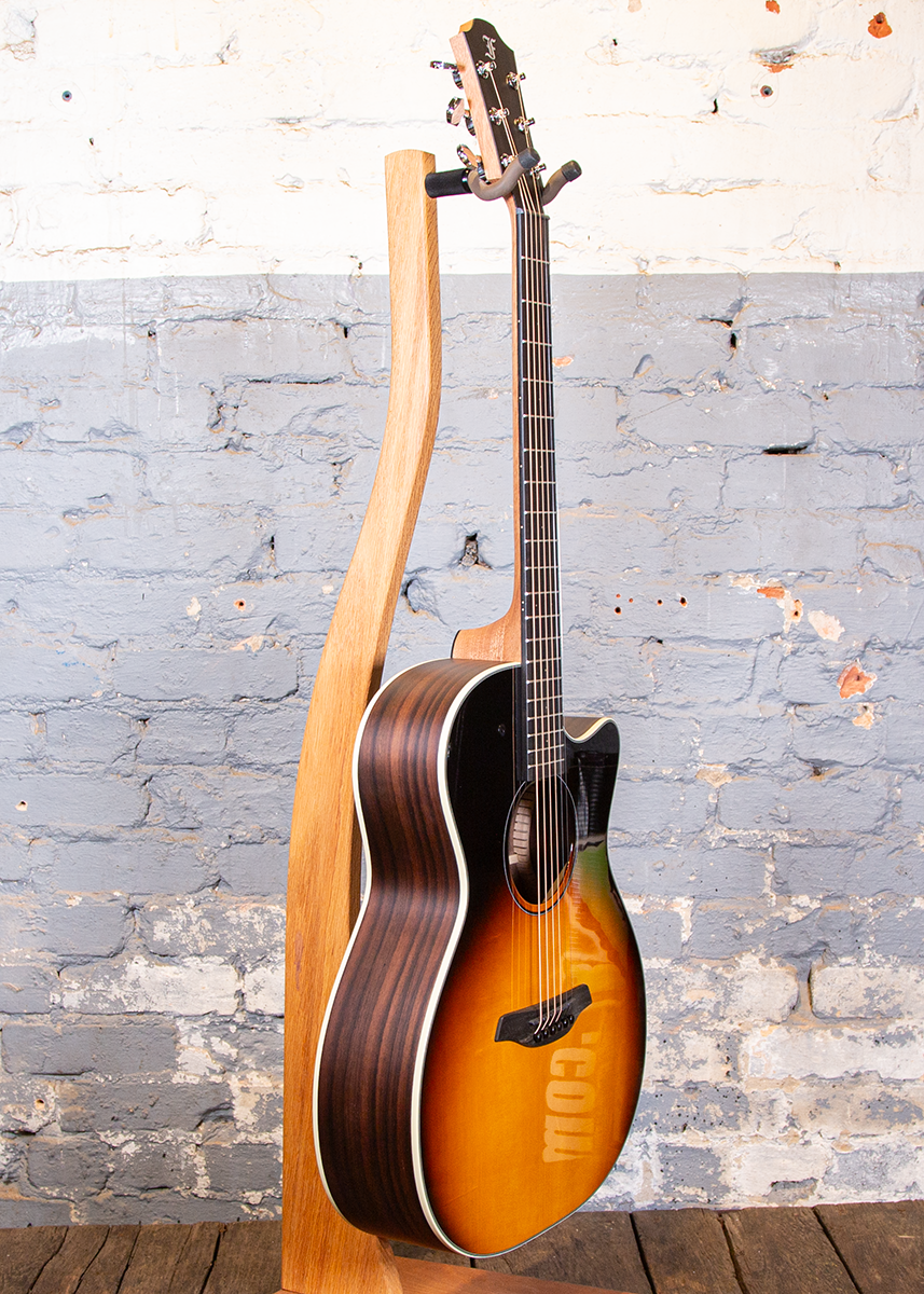 Furch Guitars: Spectra Plus OMc-ERa w/ deluxe gigbag