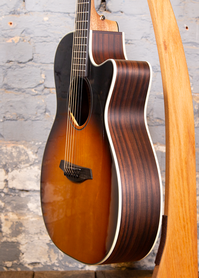 Furch Guitars: Spectra Plus OMc-ERa w/ deluxe gigbag