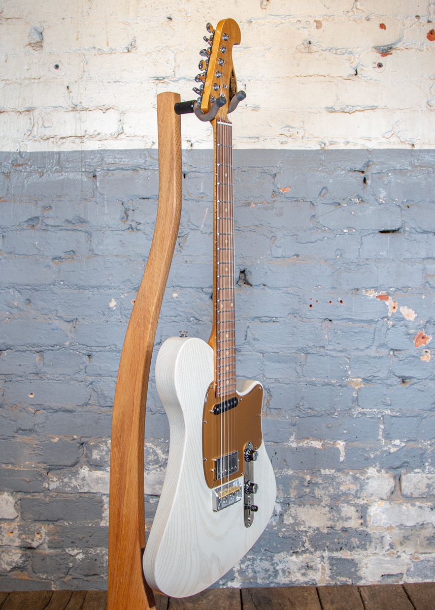 Sugar Guitars: Cream w/ Gold