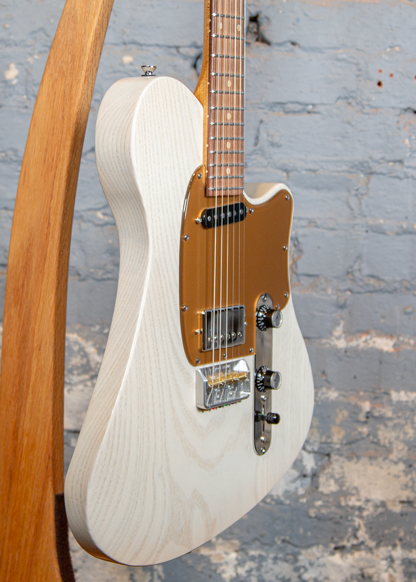 Sugar Guitars: Cream w/ Gold
