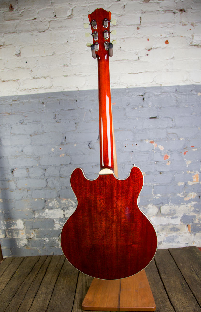 Eastman Guitars: T185MX