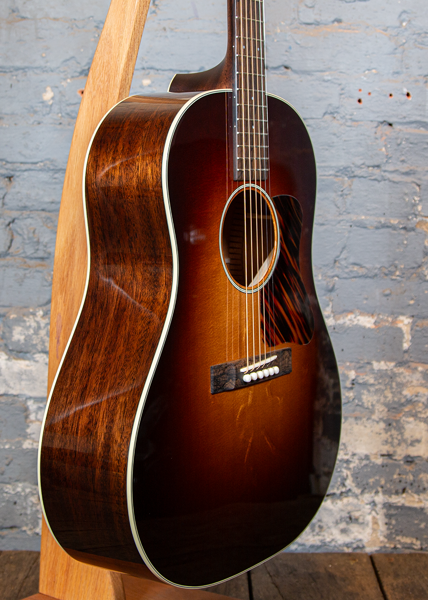 Bourgeois Guitars: Touchstone The Standard - Slope Dreadnought