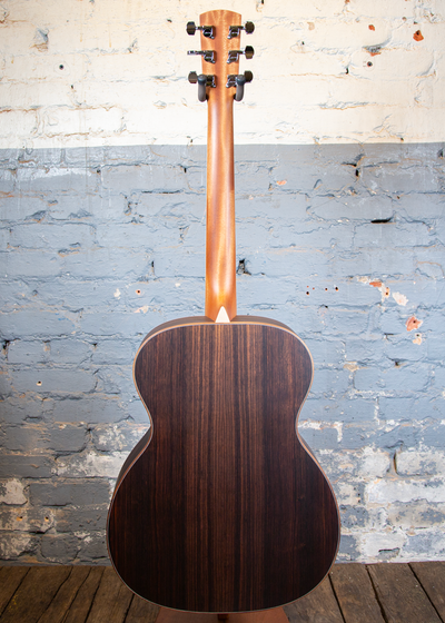 Larrivee Guitars: OM-03R Vine Special