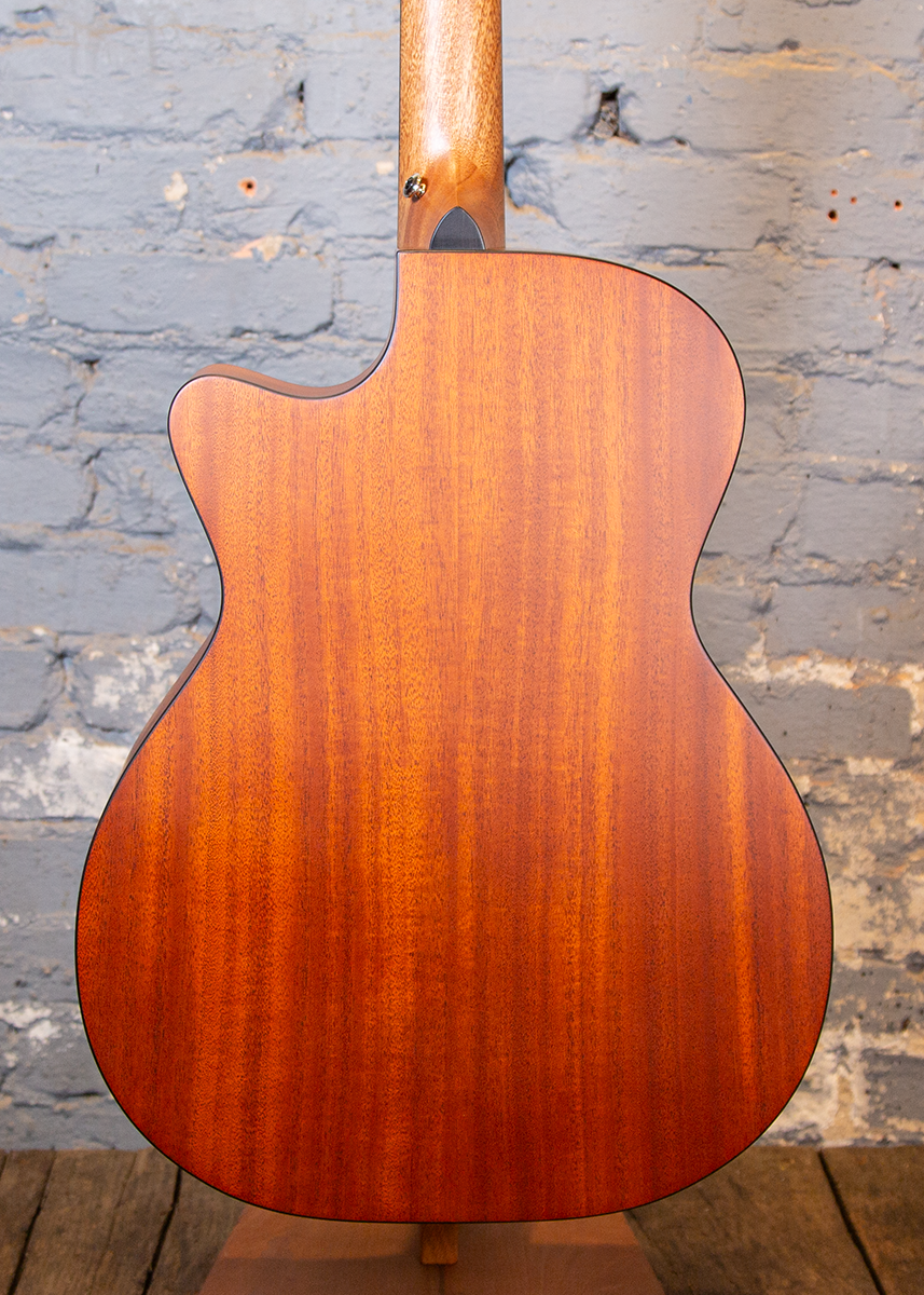 Furch Guitars: Vintage 1 OMc-SM SB VTC