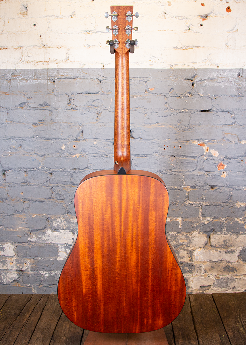 Furch Guitars: Vintage 1 D-SM SB