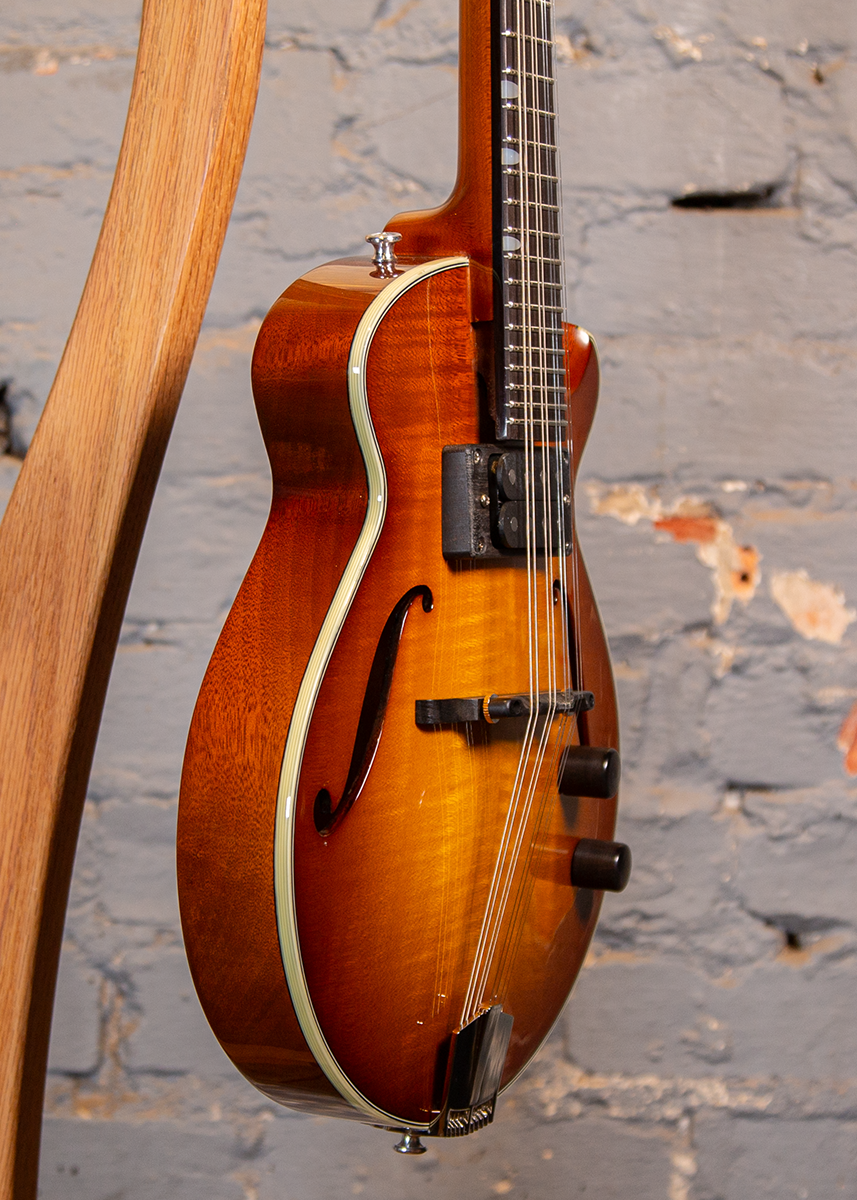 Eastman Guitars: ER-M-GB El Rey electric Mandolin